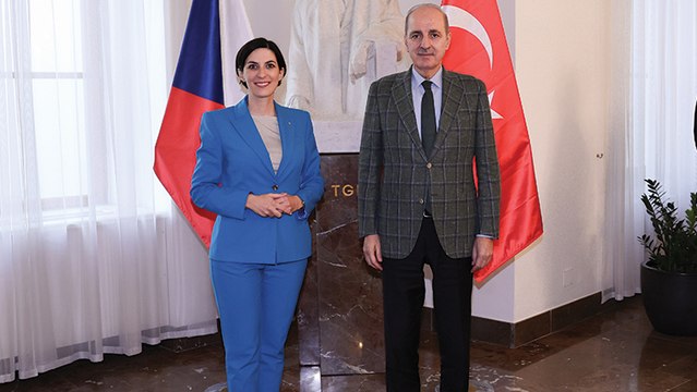 TBMM Başkanı Numan Kurtulmuş, Çekya Temsilciler Meclisi Başkanı ile bir araya geldi
