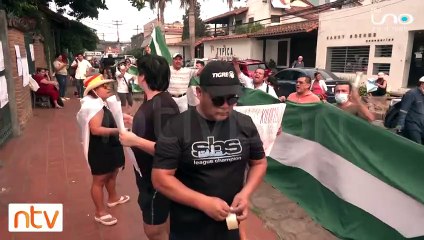 Activistas protestaron en puertas del Comité Pro Santa Cruz exigiendo asamblea