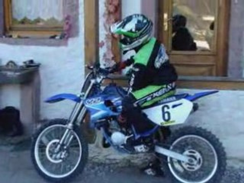 85 yz