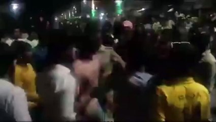 कन्नौज में शोभायात्रा के दौरान अराजकतत्वों ने बिगाड़ा माहौल, देखें वीडियो