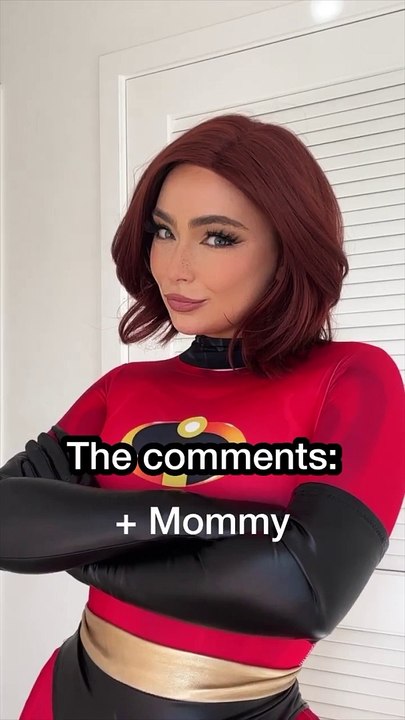 Still in my mom cosplay era ❤️ IB @CutiePieSensei #theincredibles #mrsincredible #cosplay