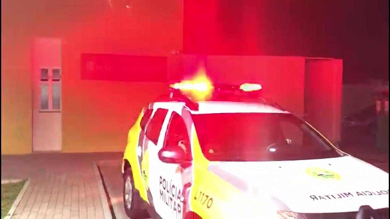 Jovem pula muro com cerca elétrica, invade residência e provoca danos no Pioneiros Catarinenses