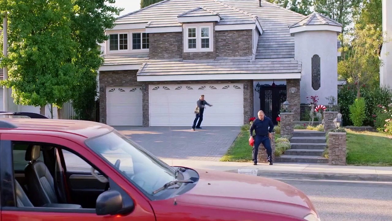 Hunde - allein zu Haus Trailer DF