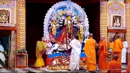 দশমীতে বিশেষ পুজো বেলুড় মঠে, শুরু উমা বিদায়ের প্রক্রিয়া | Oneindia Bengali