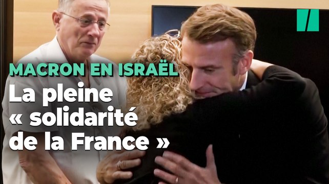 En Israël, Emmanuel Macron rencontre les familles des victimes de l'attaque du Hamas