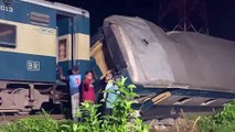 17 قتيلا على الأقل وأكثر من مئة جريح في اصطدام قطارين في بنغلادش