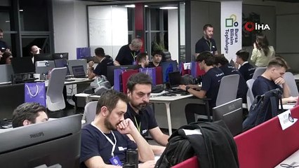 3 gün uyumadan yazılım geliştirmek için yarıştılar