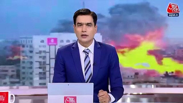 French President reaches Tel Aviv amid war