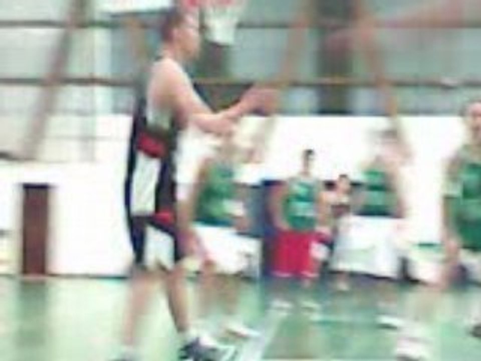 Non! a toi la balle
