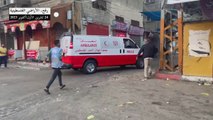 فلسطينيون يبحثون عن ناجين بين ركام مبنى مدمر في رفح