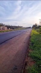 Serviço de remendos no pavimento da PR-323 deixa ondulação na pista em Cafezal do Sul