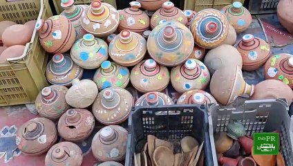 Mitti k bartano k hairat angaiz faiday II colourful Earthen pots II #pottery