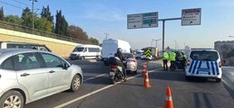 Vatan Caddesi Trafiğe Kapatıldı, İstanbul'da Yoğun Trafik Oluştu