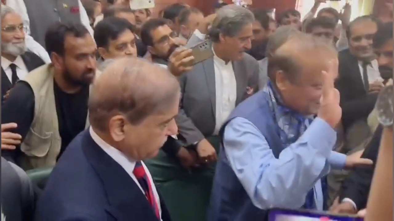 Nawaz sharif and Shahbaz Sharif reached at High court Islamabad