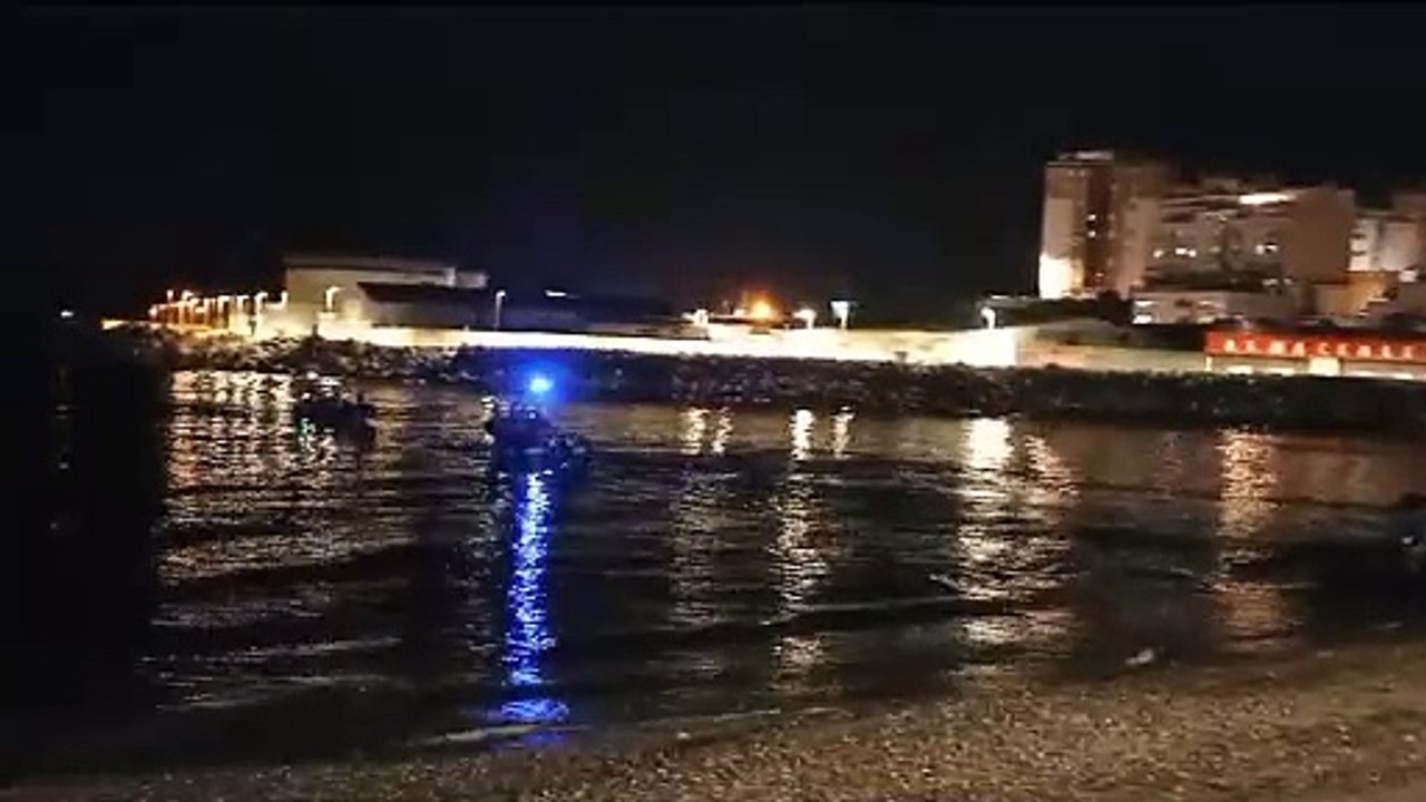 Interceptada una lancha en la playa de Benítez