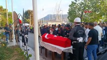 İzmir'de Görevli Polis Memuru Kalp Krizi Geçirerek Hayatını Kaybetti