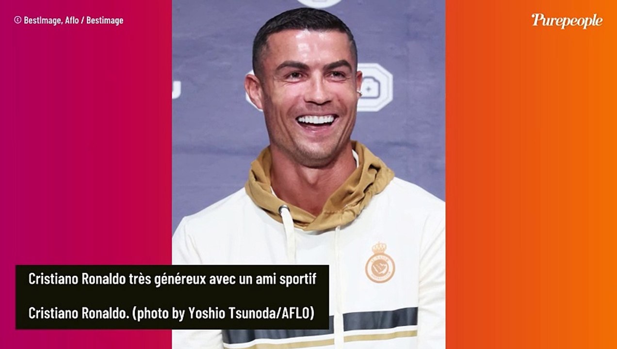Cristiano Ronaldo généreux : le Portugais offre un cadeau à 100 000 € à un sportif très connu avant son combat !