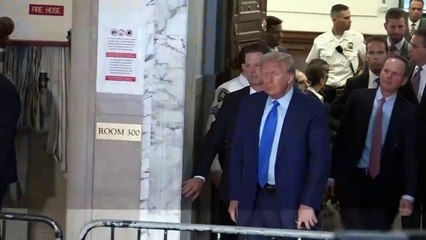 Trump infló "arbitrariamente" su patrimonio dice su exabogado en un juicio