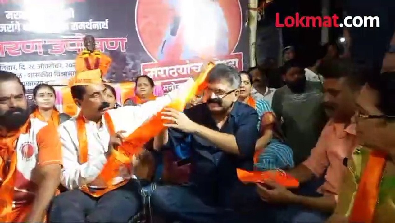 जितेंद्र आव्हाडांना मराठा आंदोलन उपोषणस्थळी व्यासपीठावर बसण्यास विरोध, नेमकं काय झालं?
