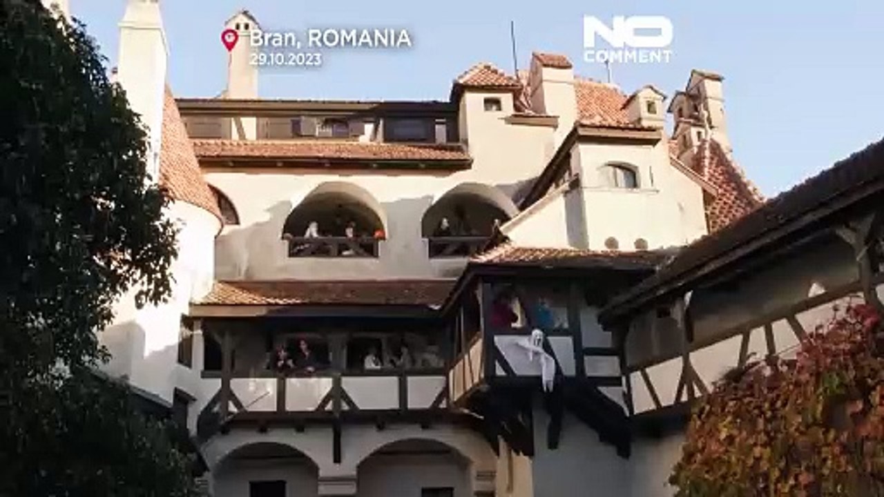 بازدید شبانه از قلعه دراکولا در ترسناک‌ترین شب سال رومانی