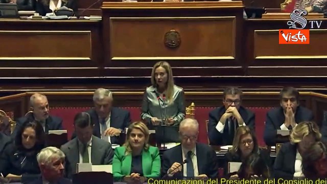 Meloni: Vicinanza a familiari vittime di Hamas . L'applauso del Senato