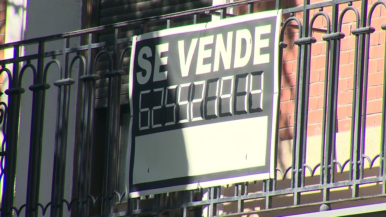 La firma de hipotecas sobre viviendas baja un 22,7% en agosto