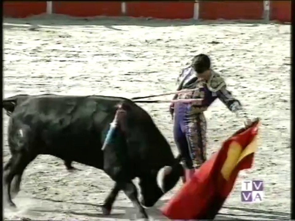 TARDE DE TOROS-JULIAN GUERRA Y ROBERTO ESCUDERO-VALDESTILLAS 14 MAYO 1996