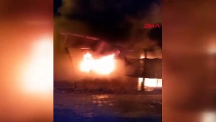 İnegöl'de çıkan yangında aile son anda kurtuldu