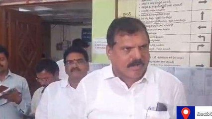 విజయనగరం జిల్లా: పవన్ కళ్యాణ్ కు బొత్స కౌంటర్