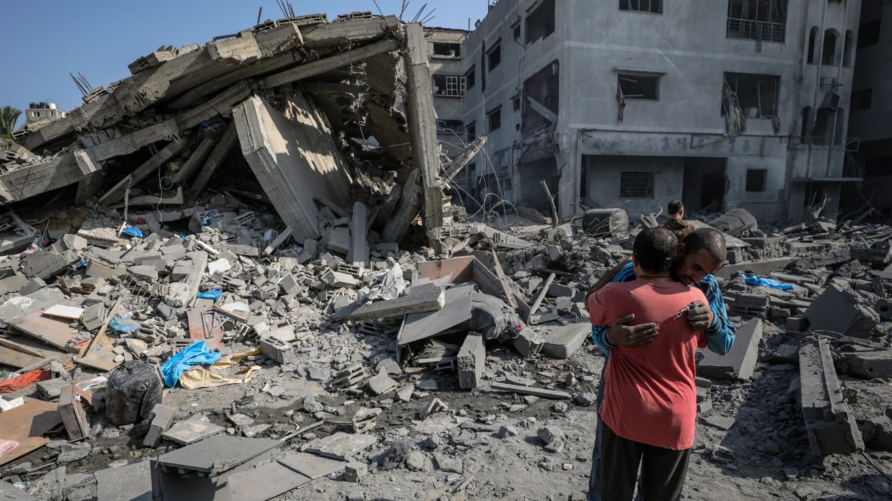 "Encontramos víctimas que no pudieron ser reconocidas, ni por sus caras, ni por sus dientes": Mayor Roni Kaplan, portavoz en reserva del Ejército de Israel, sobre crímenes de Hamás