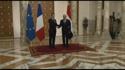 Macron vede al-Sisi al Cairo, tappa del suo tour mediorientale