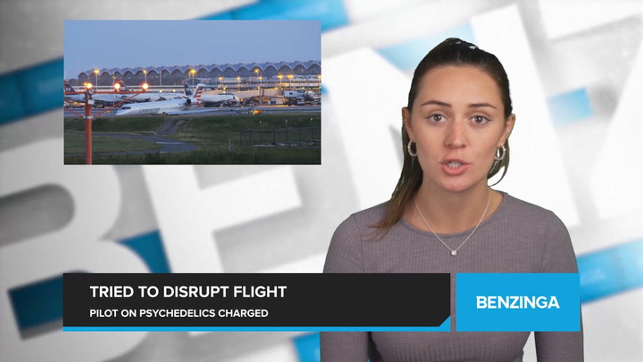 Psychedelic Mushrooms, Sleep Deprivation Compel Commercial Pilot to Try to Shut Off Plane Mid-Flight