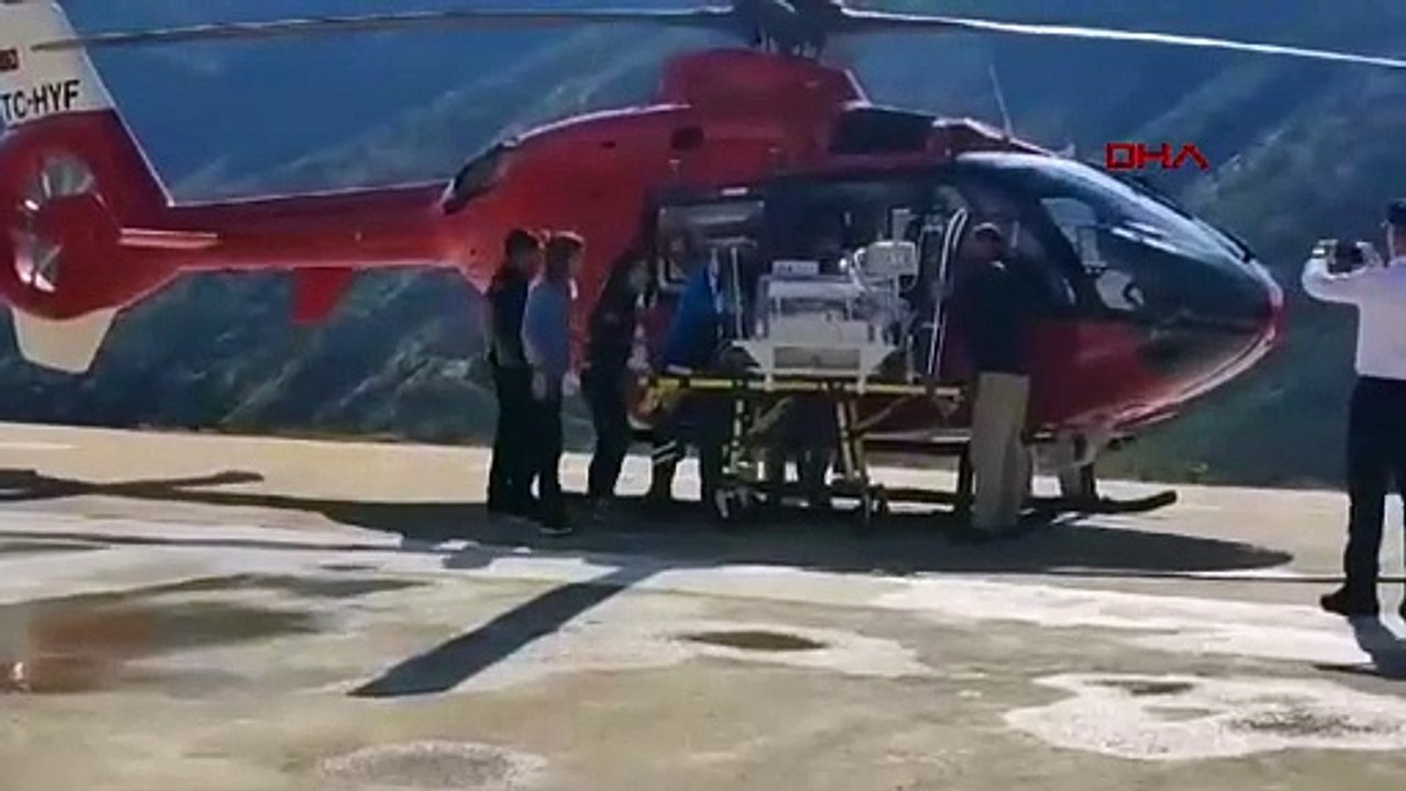 Hakkari'de Hipotermi İhtiyacı Olan Bebek Ambulans Helikopter ile Van'a Sevk Edildi