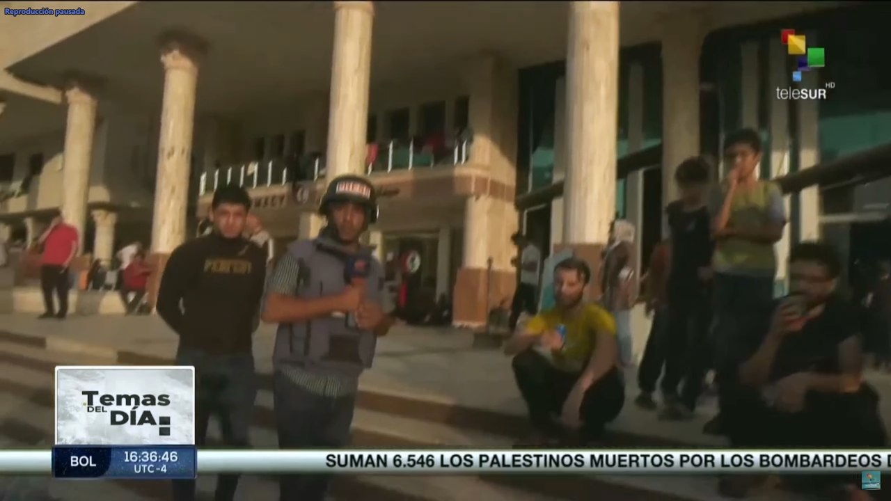 Miles de palestinos desplazados por bombardeos israelíes