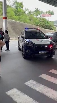 Homem é esfaqueado durante briga em supermercado