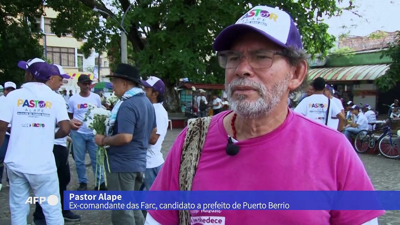 Pastor Alape, de ex-comandante das Farc a político na Colômbia