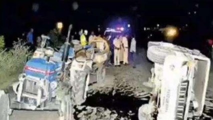 राजसमंद: ट्रैक्टर कंप्रेसर से टकराई बोलेरो, फिर देखें जो हुआ? चालक घायल