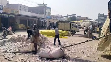 Télécharger la video: Now strictness is shown on weighing sticks, business firms are worried, now farmers' pockets will not be cut