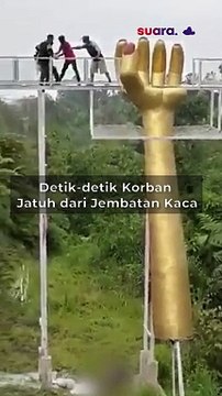 Detik-detik Jembatan Kaca Wisata The Geong Banyumas Telan Korban