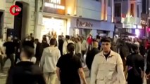 Taksim'de 'saç ektirme' kavgası!