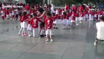 Antalyalı miniklerden Cumhuriyet’in 100’üncü yılına özel koreografi