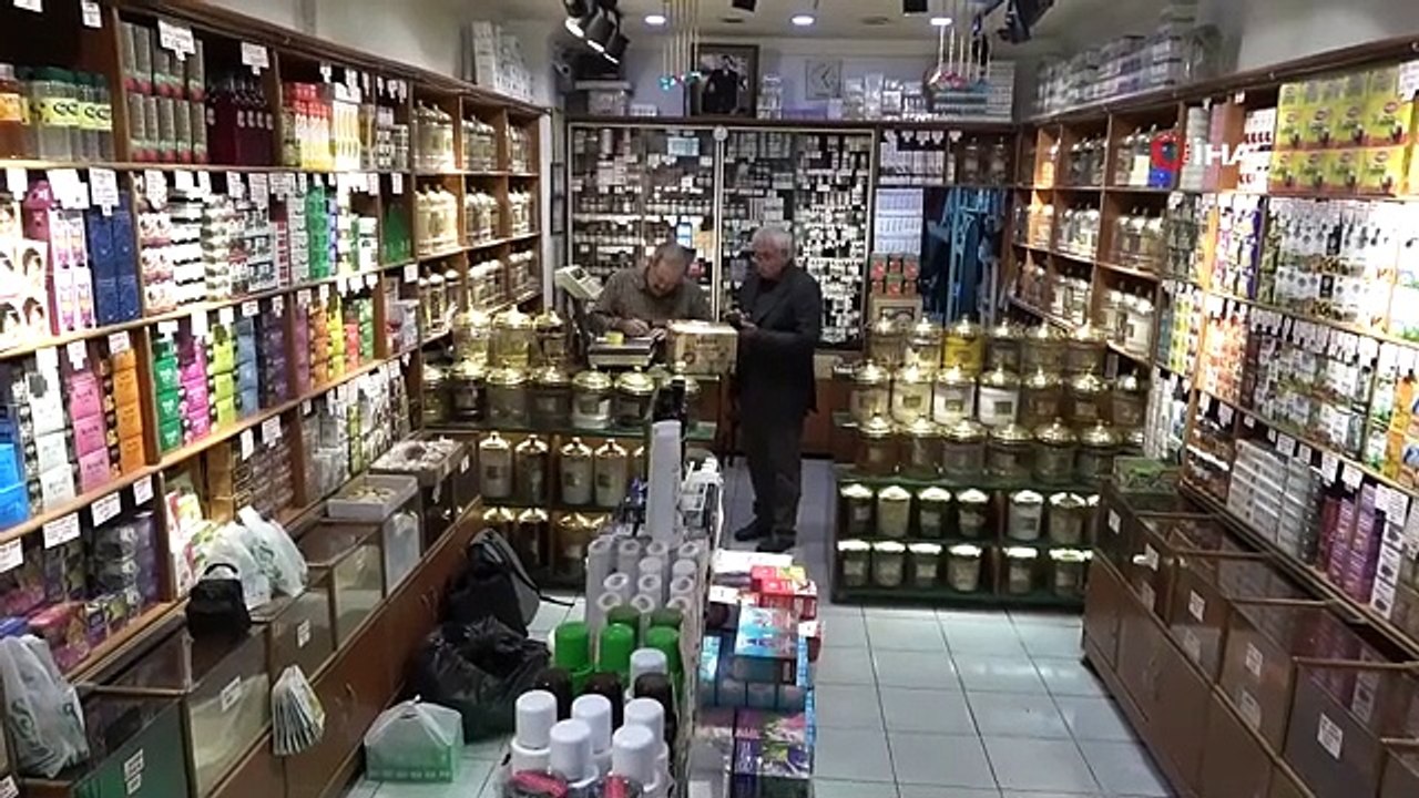 Le temps est devenu froid, les citoyens se sont tournés vers les herboristes