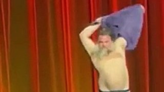 Jack Black does impromptu strip tease and performs Taylor Swift song