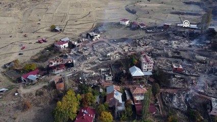 47 evin kül olduğu köyün son hali! Ortalık savaş alanına döndü