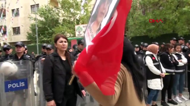 Ma mère et ma fille ont participé à la manifestation d'adoption à Van, «Abandon», 46 personnes ont été reconnues avec leurs familles jusqu'à présent.