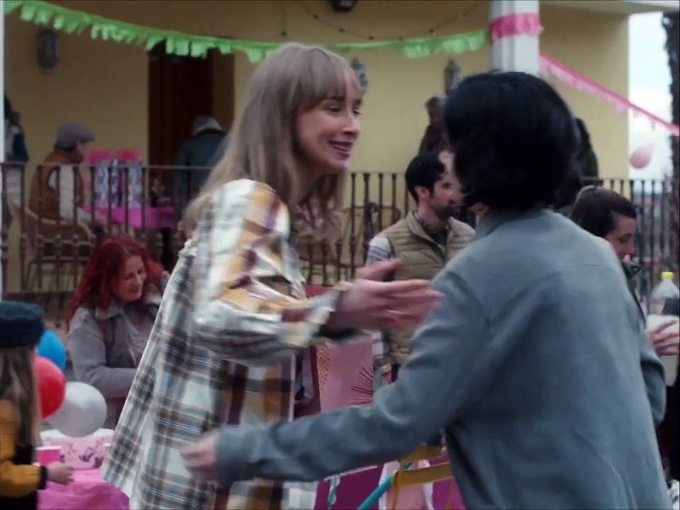 Un amor Tráiler (2)