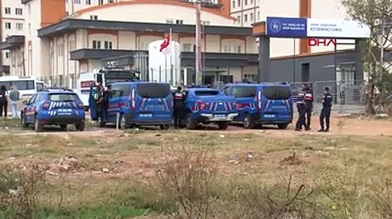KYK yurdu oturma eylemi
