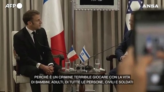 Israele, Macron: Liberare tutti gli ostaggi e combattere i terroristi
