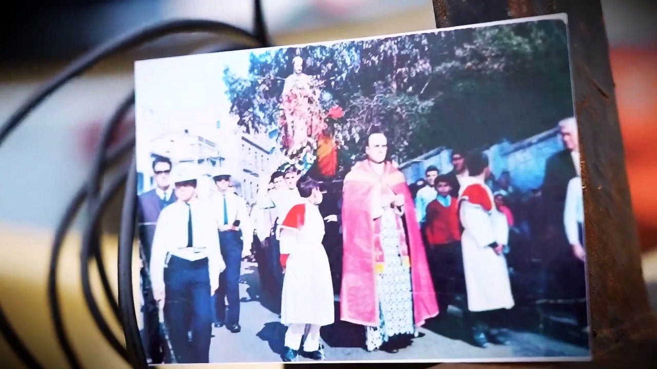 CAP.01 "FIESTA DE SAN PEDRO" - DE AQUI VENGO YO...