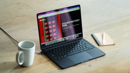 M2 MacBook Air review: a new Air-a